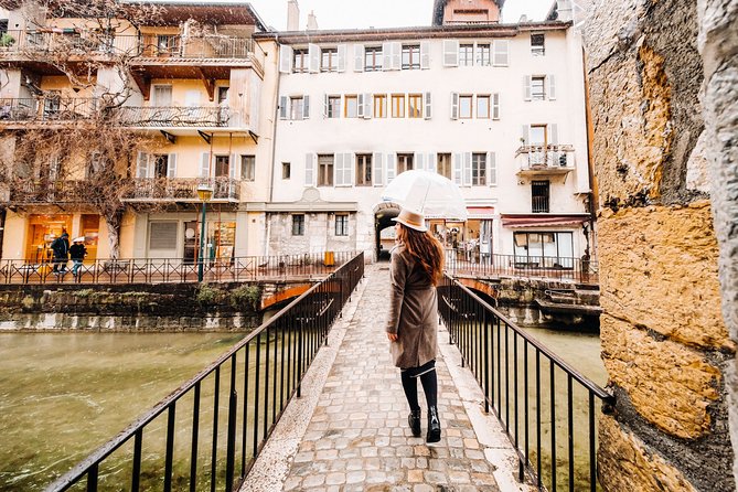Private Trip from Geneva to Annecy in France - Lake Annecy views without a boat ticket