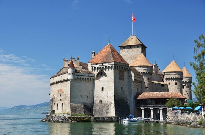 Round trip cruise from Lausanne to Chillon - Key points at a glance