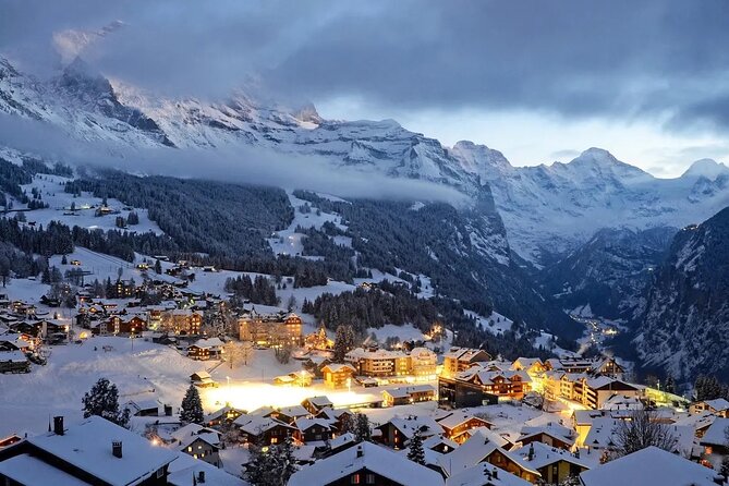 The best Sunset hike with Cheese Fondue - Walking back through the evening light