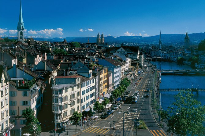 The Great Tour of Zurich by Bus and Boat - Rapperswil castle, deer park, and Old Town