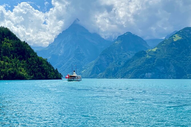 The natural wonders of Switzerland: private tour from Basel (1 day) - The optional Laderach chocolate stop