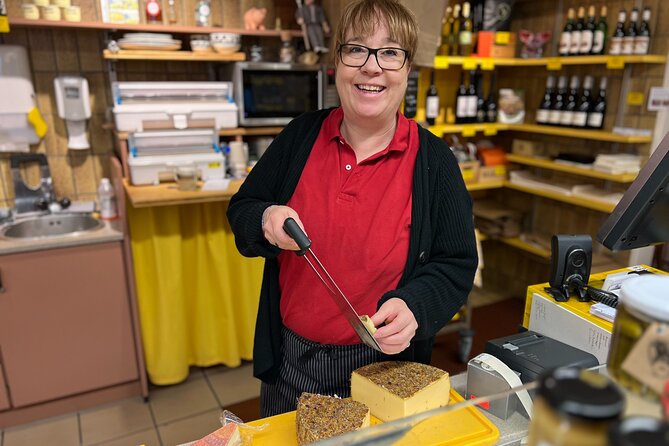 Zurich Food Tour with 10 Local Delicacies, Cheeses & Chocolates - Paradeplatz links chocolate with banking