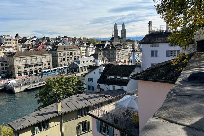 Zurich Food Tour with 10 Local Delicacies, Cheeses & Chocolates - Is $170.59 fair for three and a half hours?