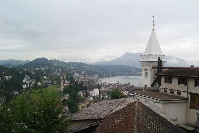 Zürich Private Walking Half-Day Trip with optional Lake Cruise - A private way to get your bearings in four hours