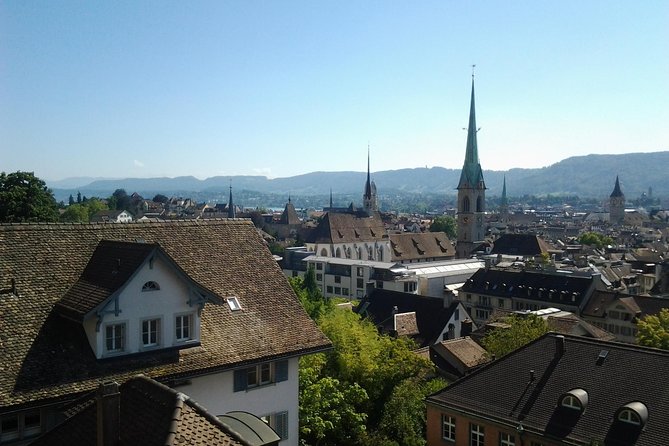Zürich Private Walking Half-Day Trip with optional Lake Cruise - Zürich HB and Bahnhofstrasse: from railway hub to luxury avenue